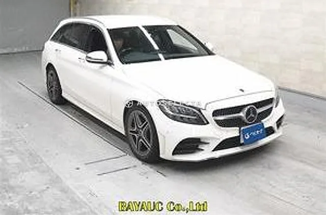 Mercedes-Benz C-Class Station Wagon 2020, auction grade 4.5