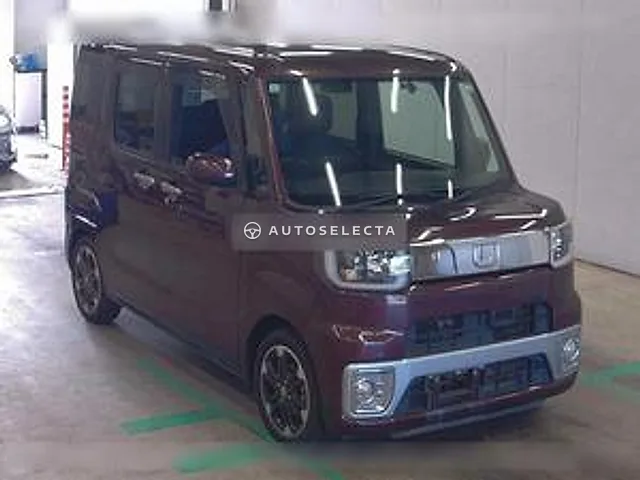 Daihatsu Wake 2015, auction grade 4