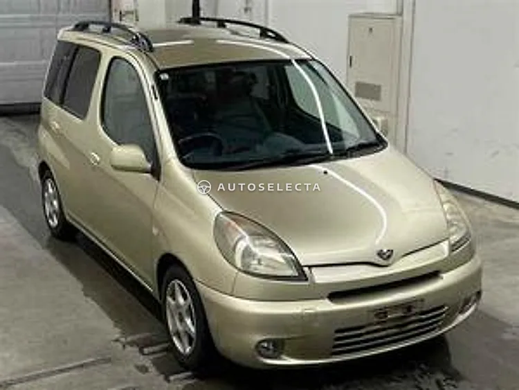 Toyota Funcargo 1999, photo 1 of 1