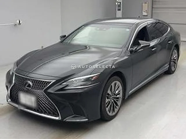 Lexus LS 2019, auction grade 4