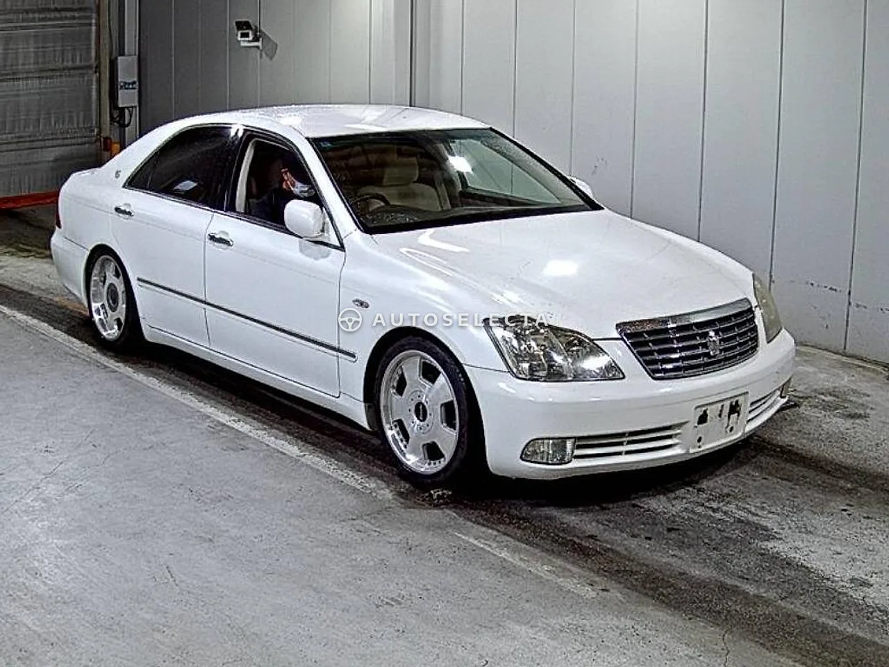 Toyota Crown 2006, photo 1 of 1