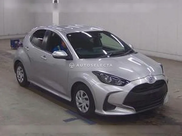 Toyota Yaris 2022, auction grade R