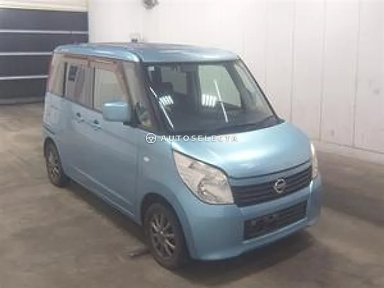 Nissan Roox 2010, photo 1 of 1
