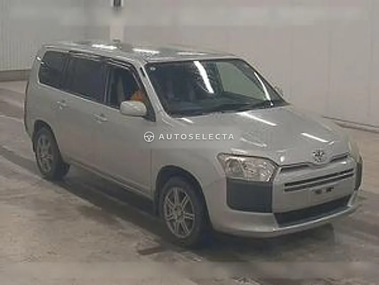 Toyota Succeed 2014, photo 1 of 1