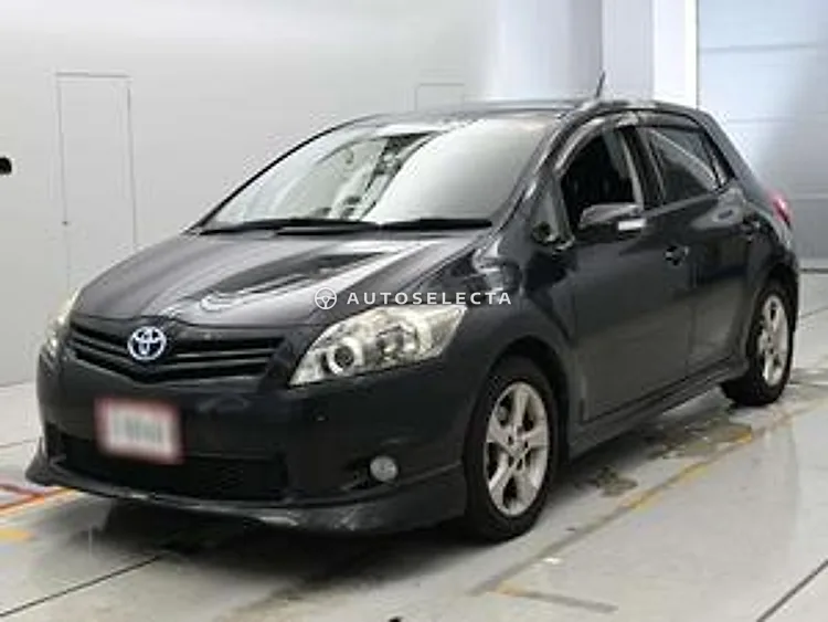 Toyota Auris 2010, photo 1 of 1