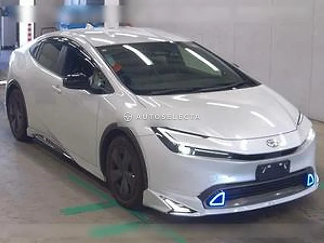 Toyota Prius 2023, auction grade R