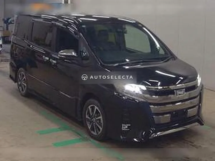 Toyota Noah 2021, photo 1 of 1