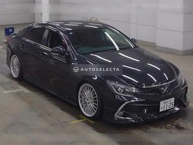 Toyota Mark X 2017, photo 1 of 6