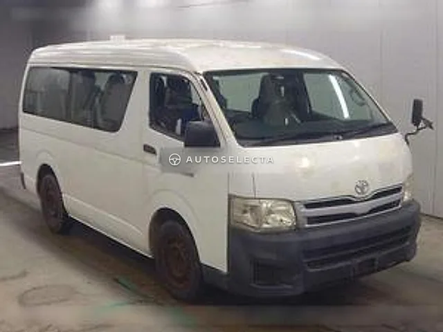 Toyota Hiace Wagon 2011, auction grade R
