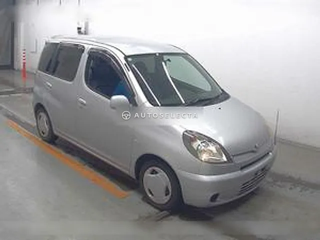 Toyota Funcargo 2002, auction grade 3.5