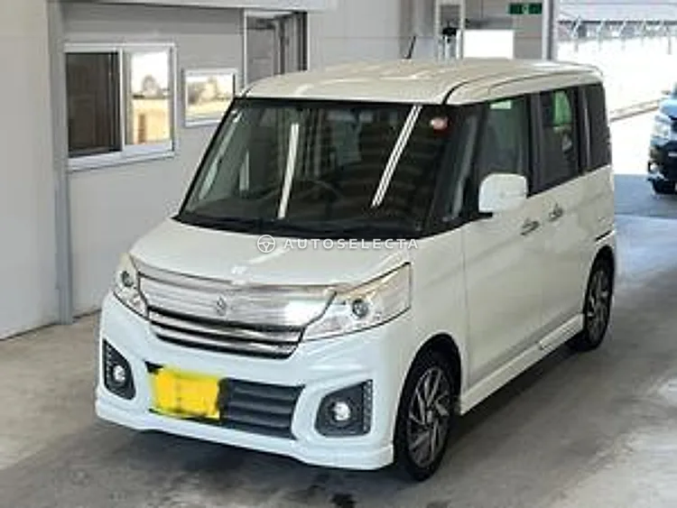Suzuki Spacia Custom 2015, photo 1 of 1