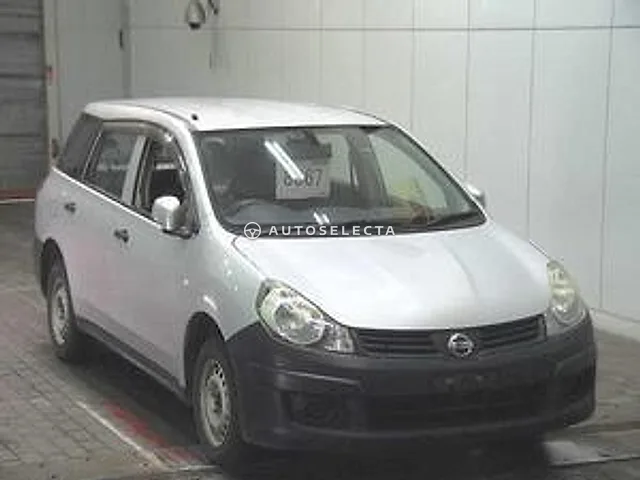 Nissan AD Van 2015, auction grade 3