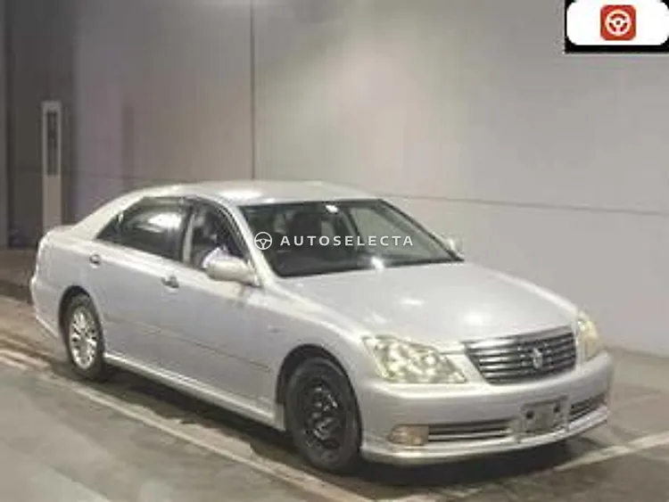 Toyota Crown 2004, photo 1 of 1