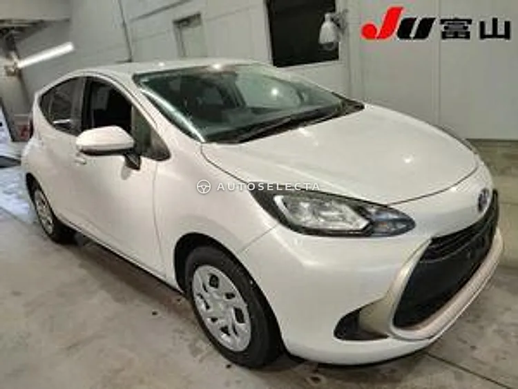 Toyota Aqua 2024, photo 1 of 1