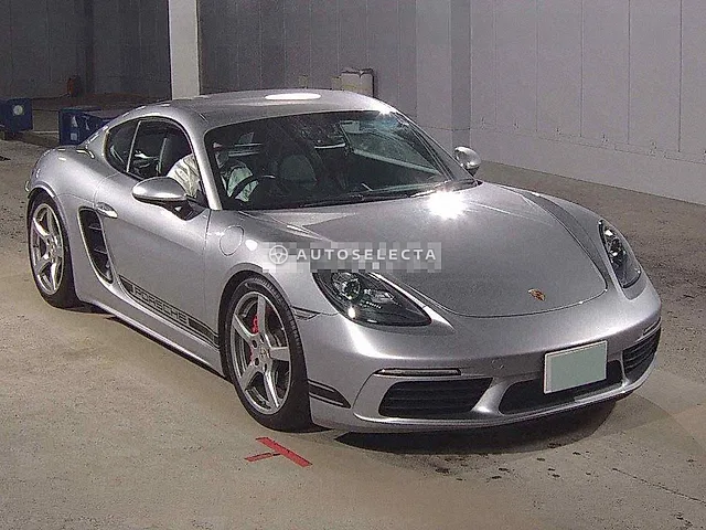 Porsche 718 Cayman 2017, auction grade 4.5