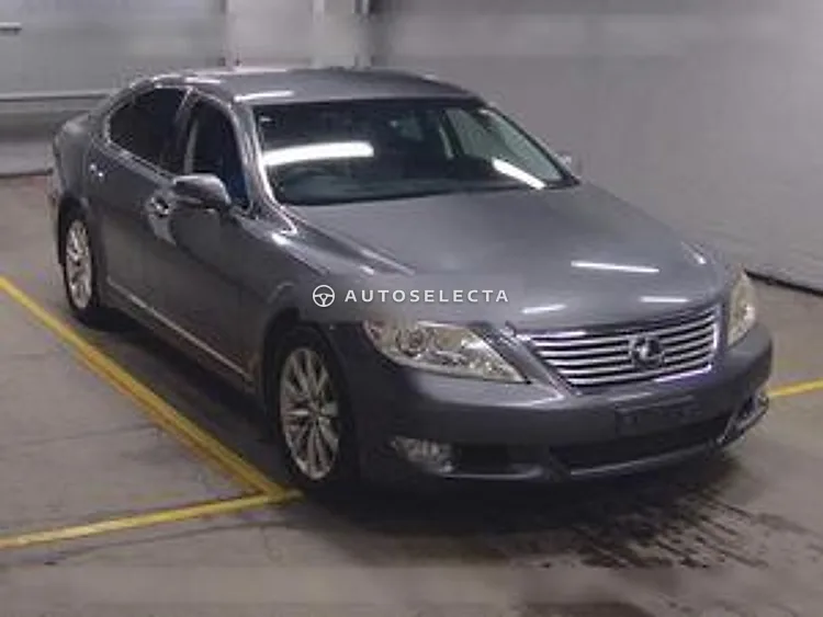 Lexus LS 2011, photo 1 of 1
