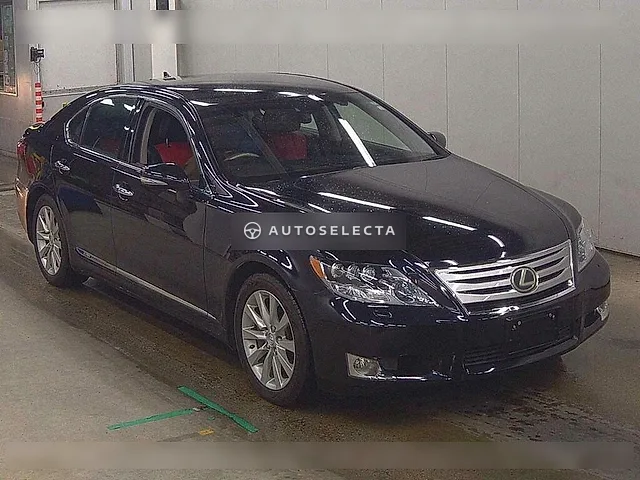 Lexus LS 2012, auction grade 3.5