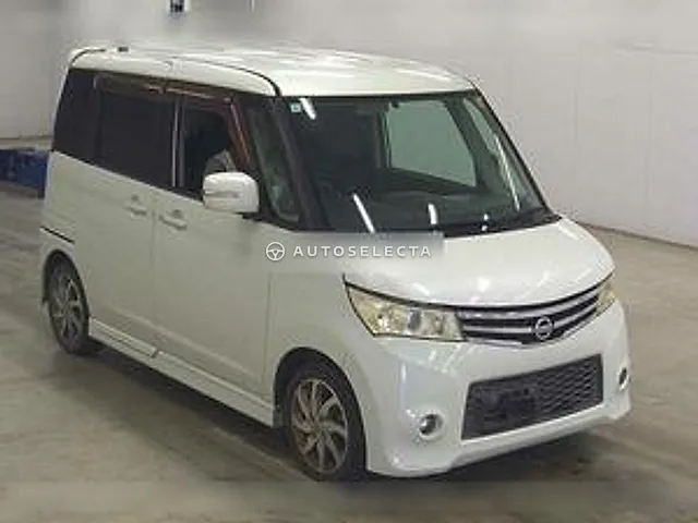 Nissan Roox 2010