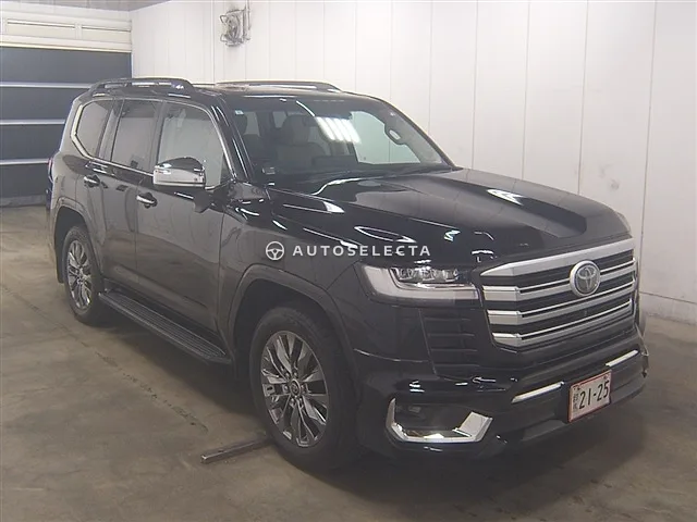Toyota Land Cruiser 2023, auction grade 5