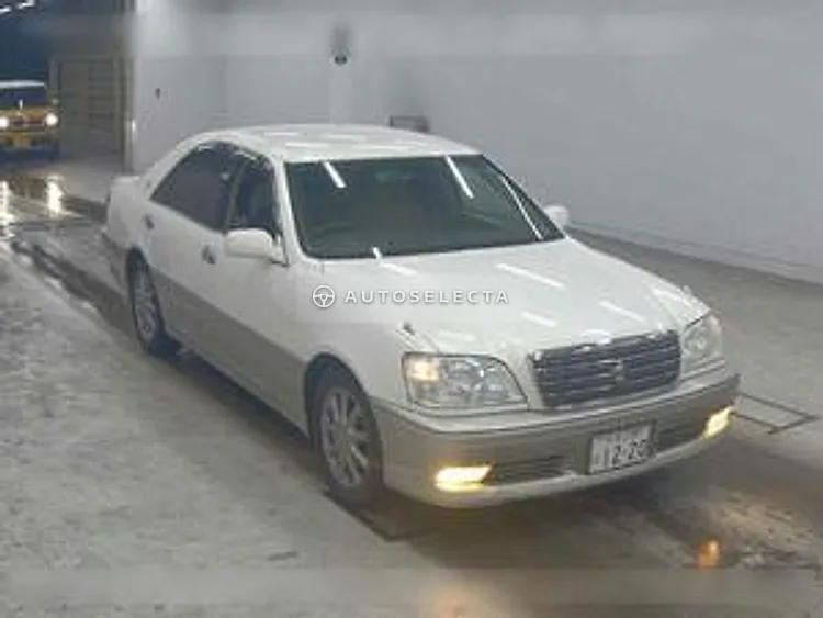 Toyota Crown 2003, photo 1 of 1