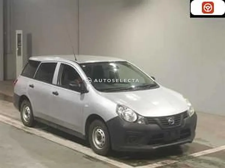 Nissan AD Van 2017, photo 1 of 1