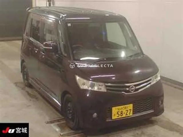 Nissan Roox 2012, auction grade R