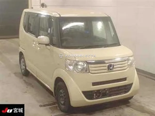 Honda N-BOX 2013, auction grade 3