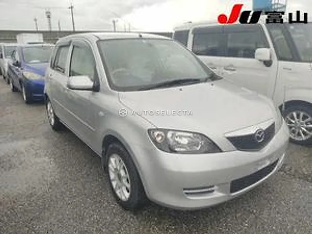 Mazda Demio 2002, auction grade 3.5