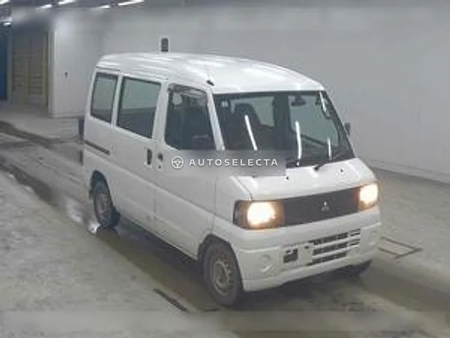 Mitsubishi Minicab Van 2006