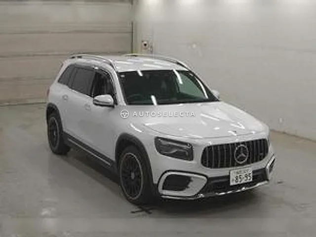 Mercedes-Benz GLB 2024, auction grade 5