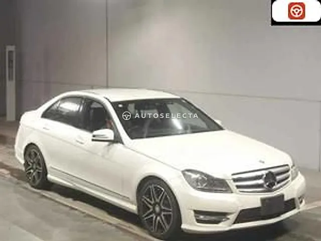 Mercedes-Benz C-Class 2013, auction grade 4