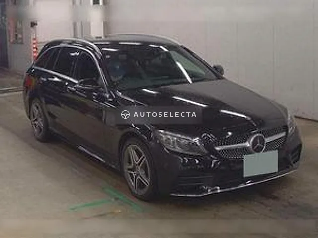 Mercedes-Benz C-Class Station Wagon 2018, auction grade 4.5