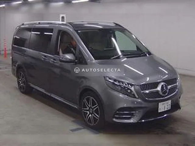 Mercedes-Benz V-Class 2023, auction grade 4.5