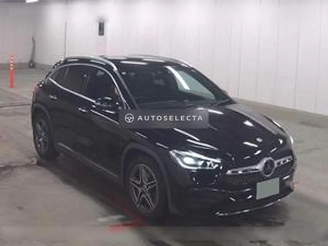 Mercedes-Benz GLA-Class 2022, auction grade 5