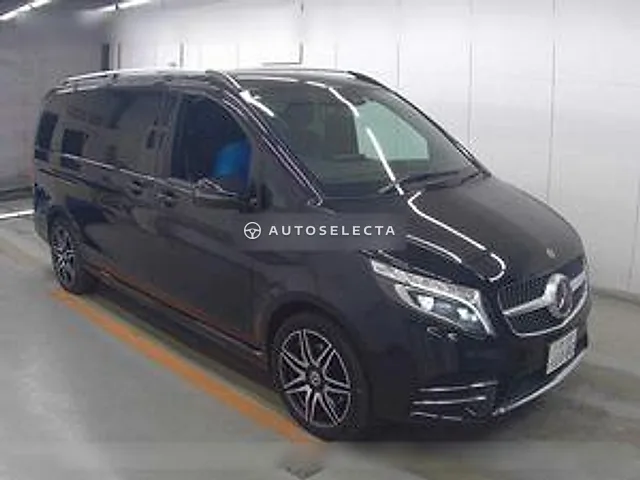 Mercedes-Benz V-Class 2021, auction grade 4.5