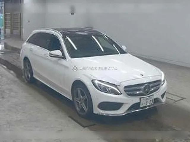 Mercedes-Benz C-Class Station Wagon 2017, auction grade 4