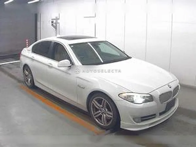 BMW 5 Series 2012, auction grade 3