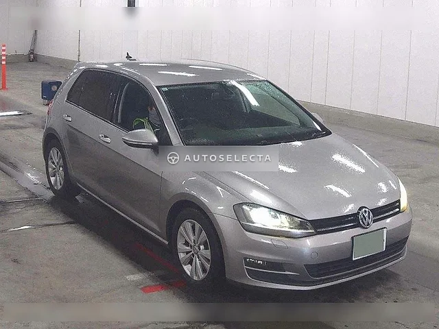 Volkswagen Golf 2013, auction grade 3.5