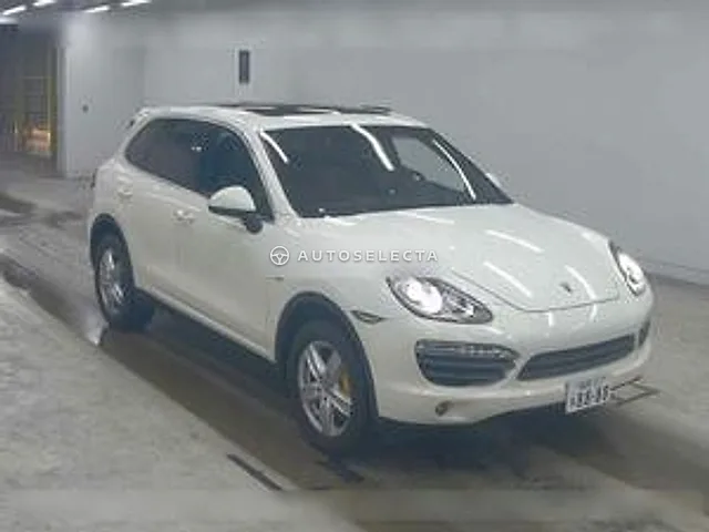 Porsche Cayenne 2011, auction grade 4