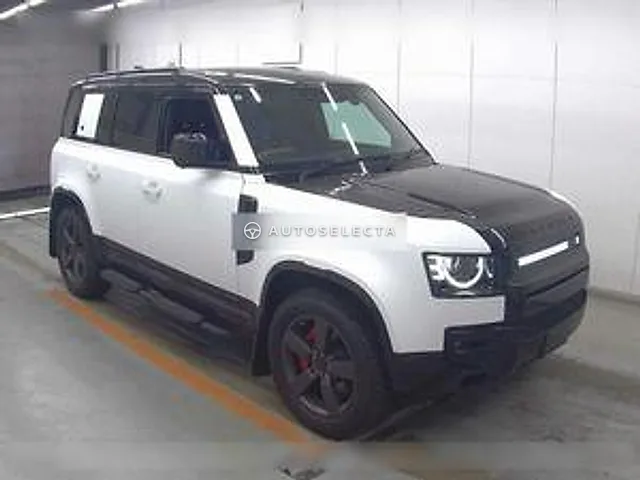 Land Rover Defender 2023, auction grade 5