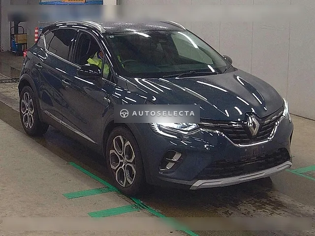 Renault Captur 2022, auction grade 5