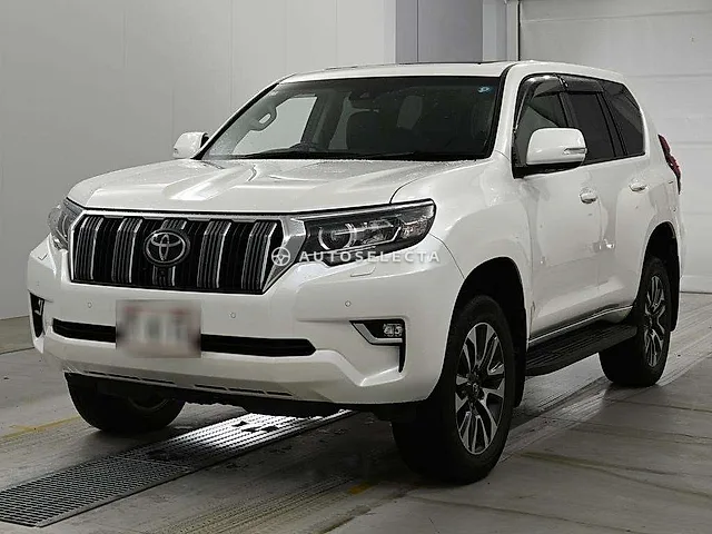 Toyota Land Cruiser Prado 2021, auction grade 5
