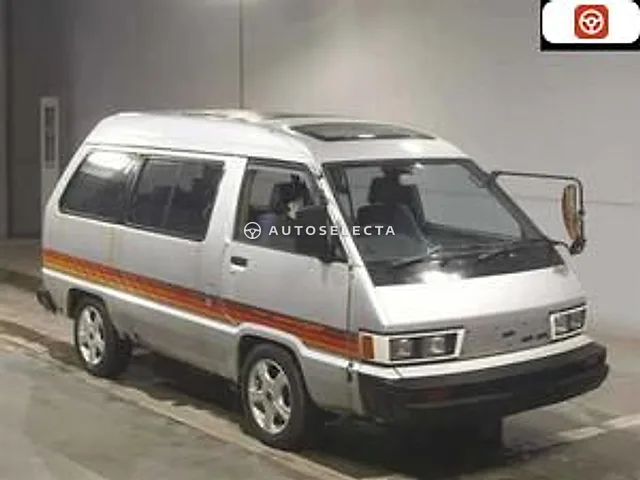 Toyota MasterAce Surf 1982, auction grade R