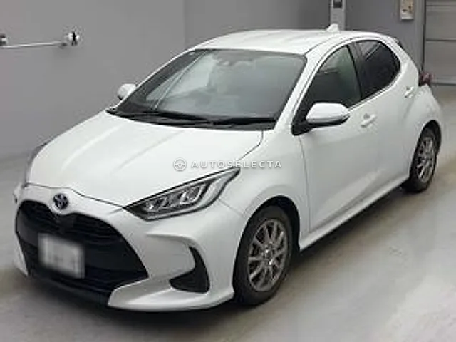 Toyota Yaris 2023, auction grade R