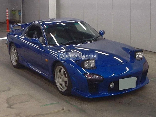 Mazda RX-7 Type RS 1990, auction grade 4.5