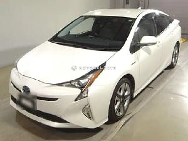 Toyota Prius 2017, auction grade 4