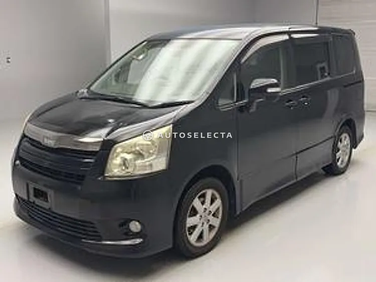 Toyota Noah 2007, photo 1 of 1
