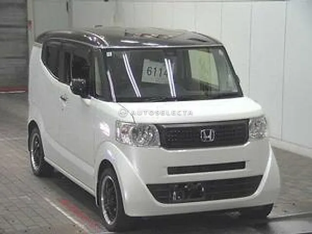 Honda N-BOX Slash 2018, auction grade 3.5