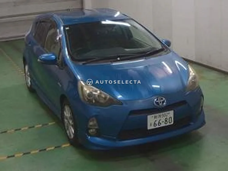 Toyota Aqua 2012, photo 1 of 1