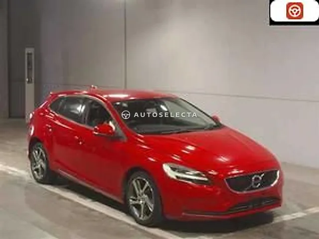 Volvo V40 2017, auction grade 4